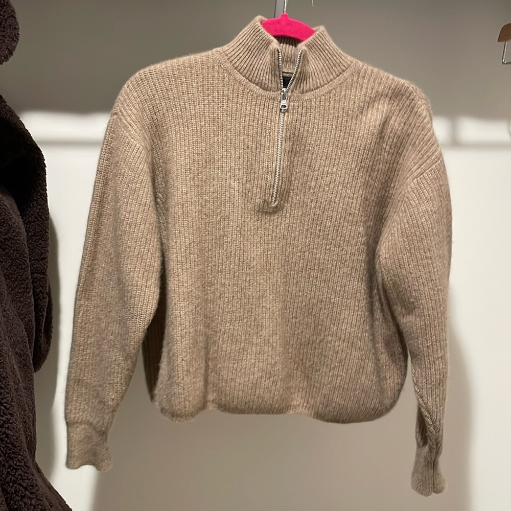 Jenni Kayne Half Zip Cashmere Sweater. Size small. Great condition.
